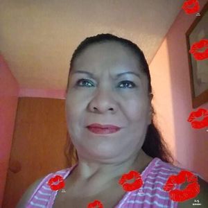 Meet your Posher, Ofelia